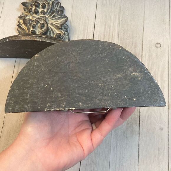 Pair Acanthus Leaf Ornate Wall Shelves Distressed Gold Brown Tan Tones Regency - Picture 9 of 12